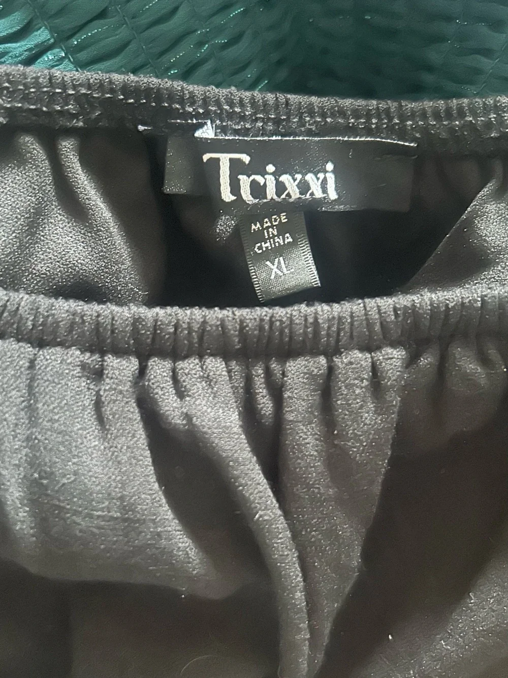 Trixxi chic black